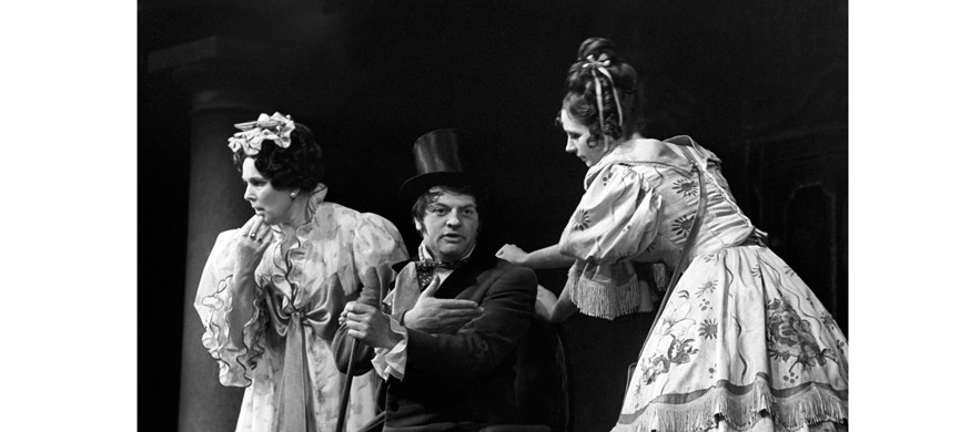 Молодой Ширвиндт на сцене