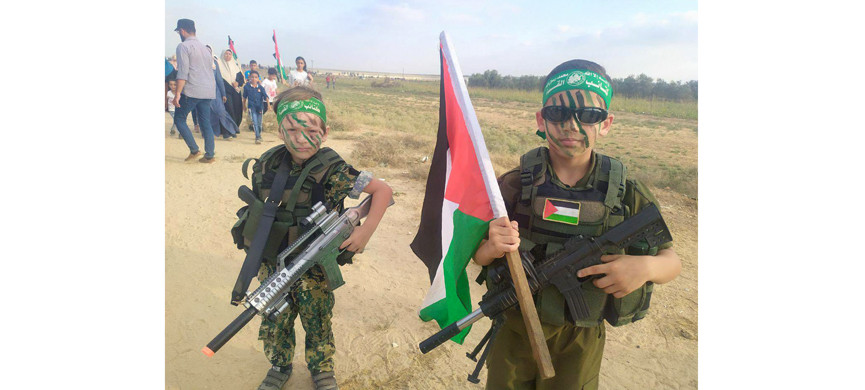 Летние лагеря в Газе – вечные курсы молодого бойца