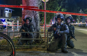 <p>Israeli police take position after a shooting in Jaffa, a mixed Arab-Jewish area of Tel Aviv, Israel, Tuesday, Oct. 1, 2024. (AP Photo/Itai Ron)</p>