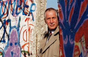 <p>BERLIN, GERMANY - MARCH 1991: East-German spy master Markus Wolf photographed at the Berlin Wall. (Photo by Tom Stoddart/Getty Images)</p>