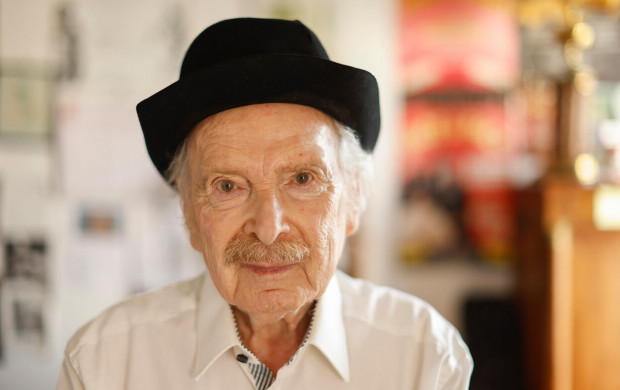 <p>Neuilly-sur-Seine, 92, France, le 15 septembre 2023. L'acteur et humoriste Jean Herbert, ici chez lui, de son vrai nom Judka Herpstu, remonte prochainement sur scène avec son personnage de Popeck. photo : LP / Olivier Corsan</p>