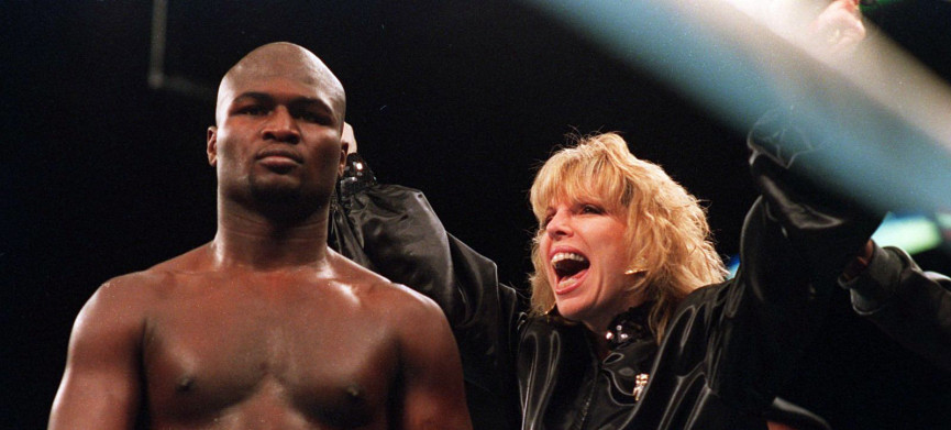 <p>18 NOV 1994: JACKIE KALLEN, MANAGER OF JAMES TONEY, BEFORE TONEY'S FIGHT WITH ROY JONES JR AT THE MGM GRAND HOTEL IN LAS VEGAS, NEVADA. Mandatory Credit: Holly Stein/ALLSPORT</p>