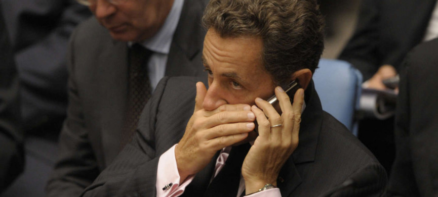 <p>French President Nicolas Sarkozy speaks on a phone during an UN Security Council meeting at the United Nations headquarters in New York on September 24, 2009. AFP PHOTO/Emmanuel Dunand</p>