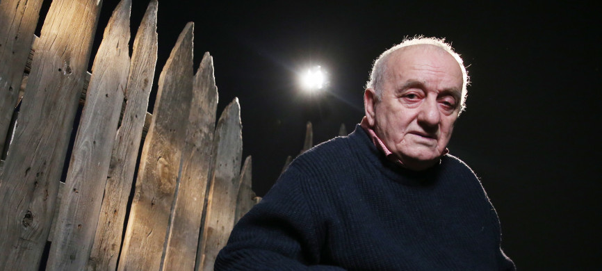 <p>MOSCOW, RUSSIA. FEBRUARY 11, 2016. Georgian theatre and film director, playwright, writer, painter and sculptor Revaz "Rezo" Gabriadze attends a multimedia exhibition of his works marking his 80th birthday at the Museum of Moscow. Vyacheslav Prokofyev/TASS ������. ������. 11 ������� 2016. ���������� �������� ���� ��������� �� �������������� ��������, ����������� ������ 80-�����, � ����� ������. �������� ���������/����</p>